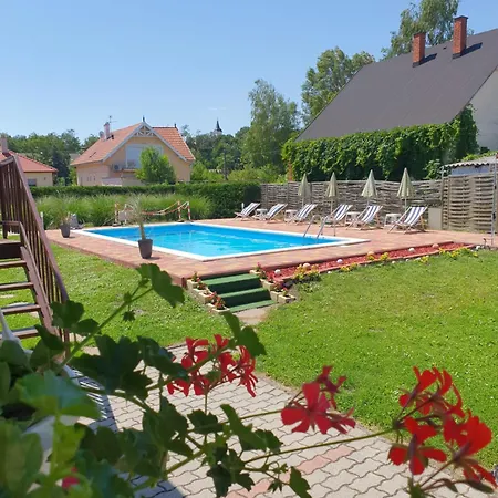 Gasthof Fonix Ueduelohaz Zamárdi