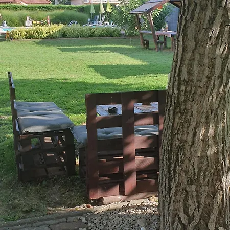 Fonix Ueduelohaz Gasthof Zamárdi