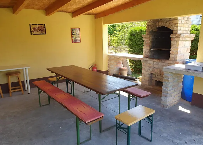 Fonix Ueduelohaz Гостевой дом Замарди