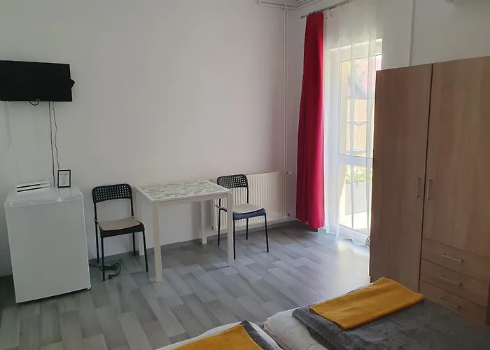 Fonix Ueduelohaz Гостевой дом Замарди